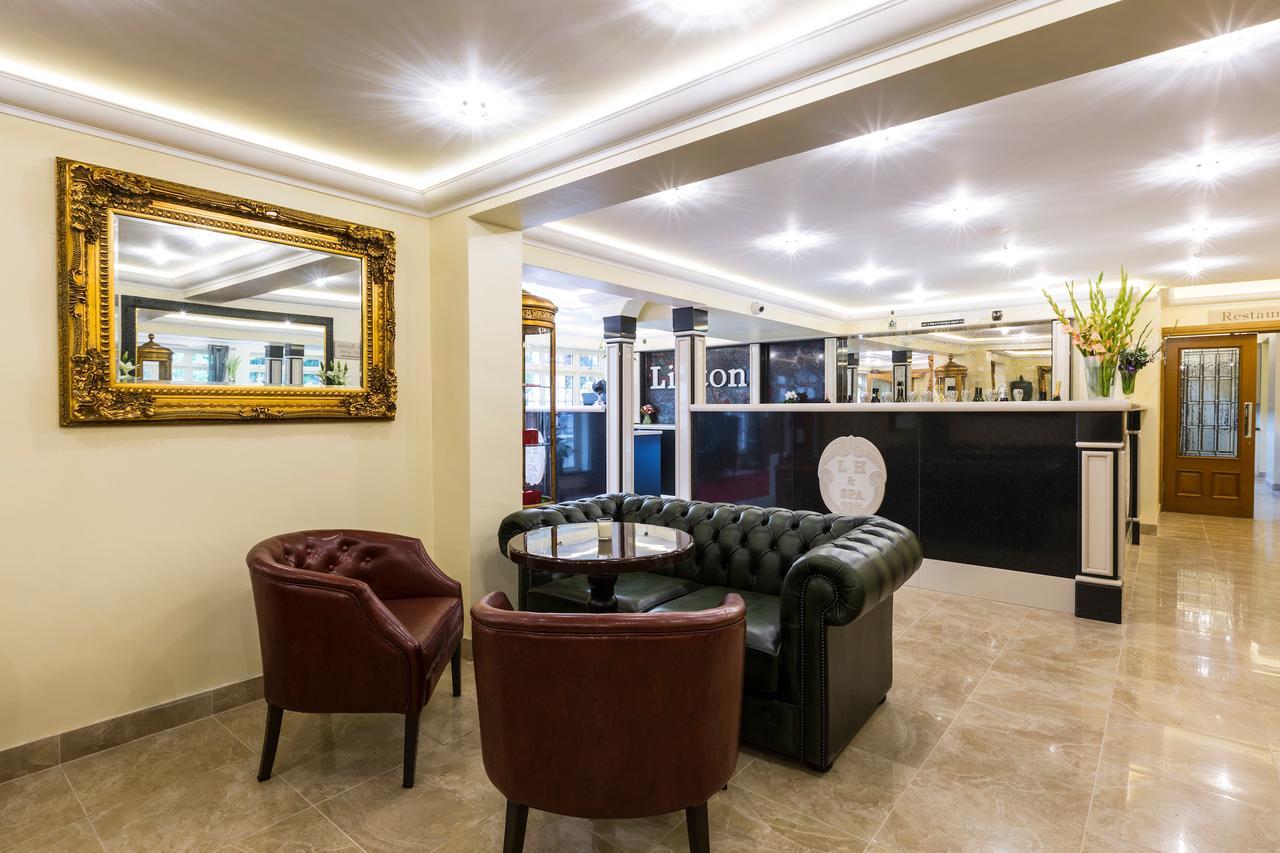 Linton Hotel Luton Лутон Екстер'єр фото