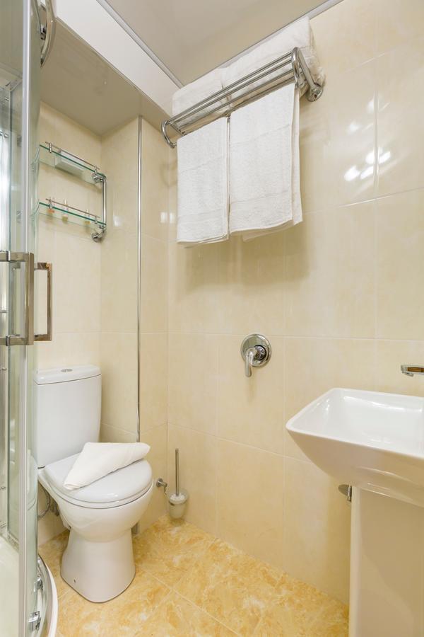 Linton Hotel Luton Лутон Екстер'єр фото