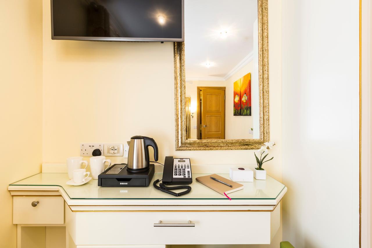 Linton Hotel Luton Лутон Екстер'єр фото