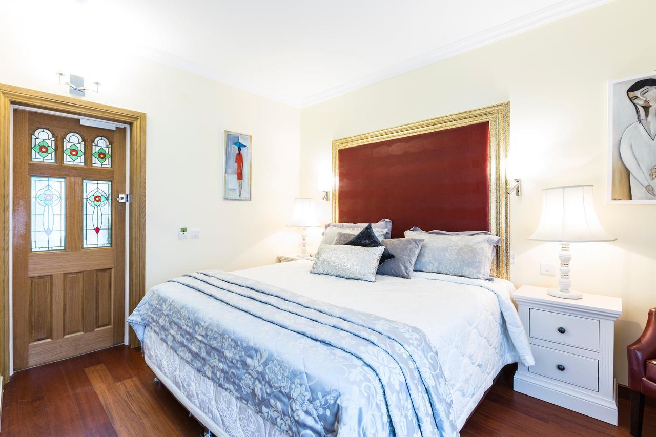Linton Hotel Luton Лутон Екстер'єр фото