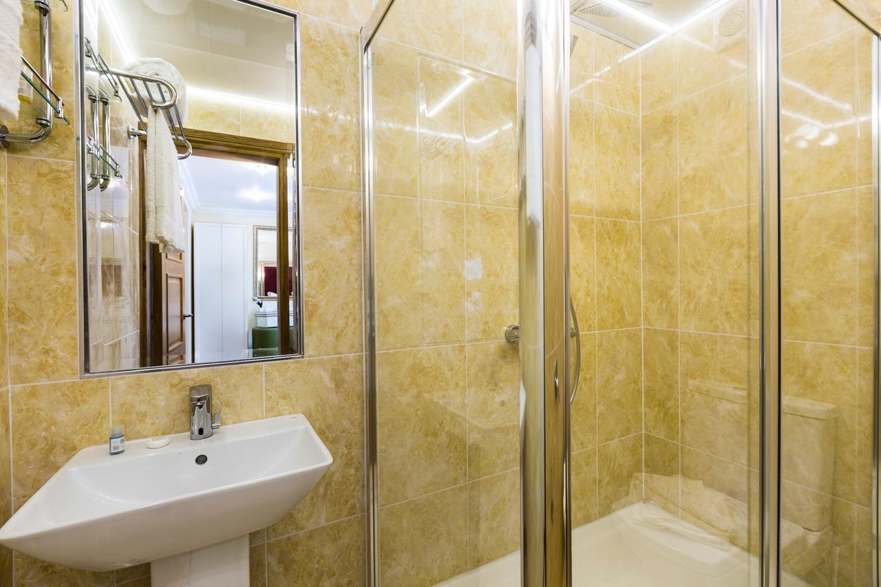 Linton Hotel Luton Лутон Екстер'єр фото